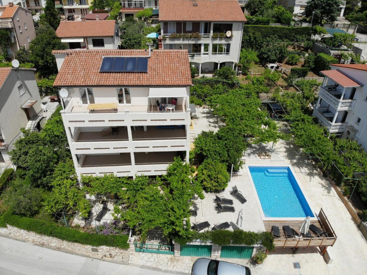 Apartment Franjo Pula Bagian luar foto